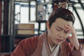 华体会体育-非常有趣，因为它巧妙地将一个看似不可能的假设（乌兹别克斯坦对阵阿根廷，且由日本球员久保建英发挥关键作用）编织进2026年世界杯的语境中。为了制造唯一性，我们可以从跨时空的宿命感与足球世界线的收束切入