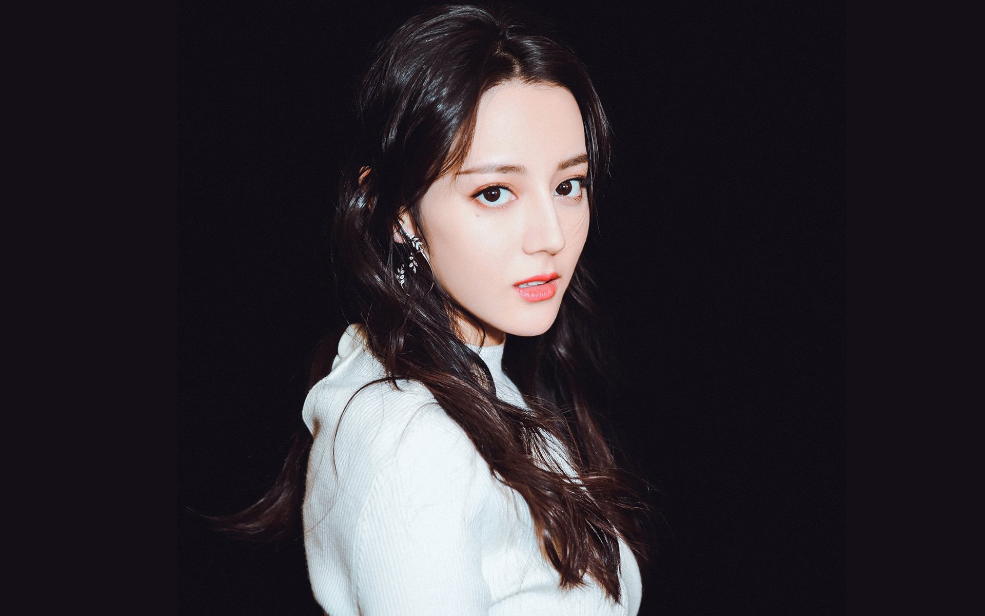 华体会体育-寒夜引擎的独舞，F1揭幕战拉亚改写巨星定义  第1张