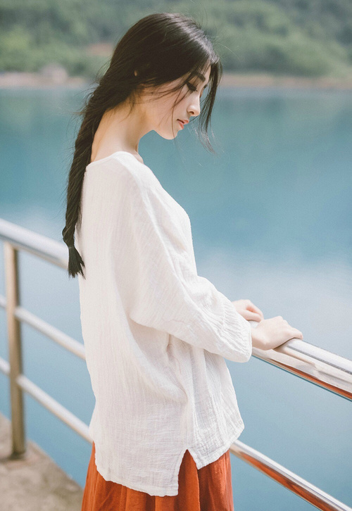 华体会下载-猎袋鼠于季前，擒英超于末轮—贝林厄姆的双线统治力  第1张